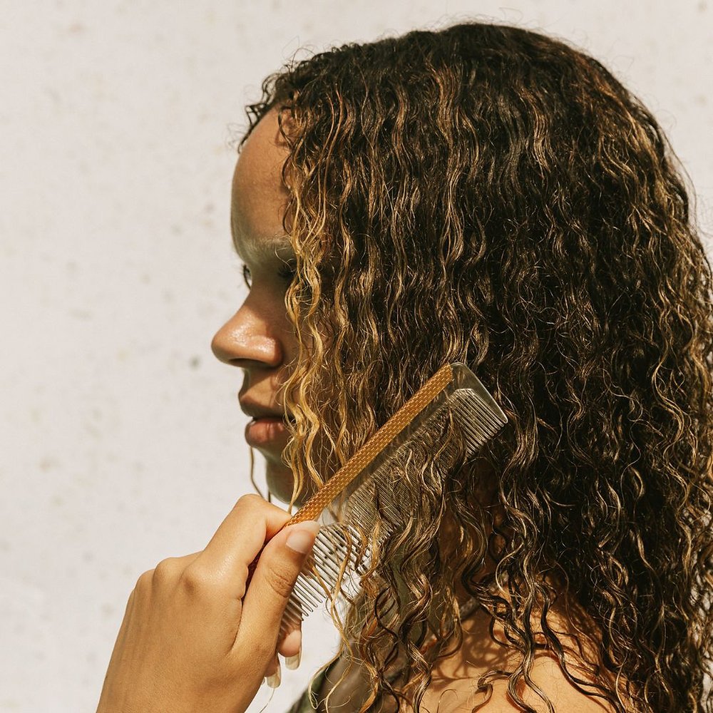 Gentle Detangling Techniques for Curly & Coily Hair to Avoid Damage